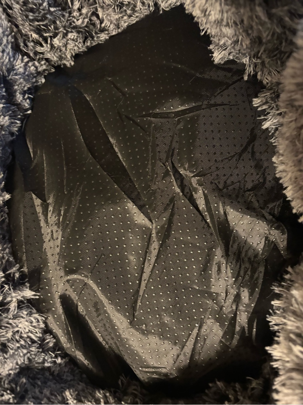 Dog bed - Picture 2 of 3
